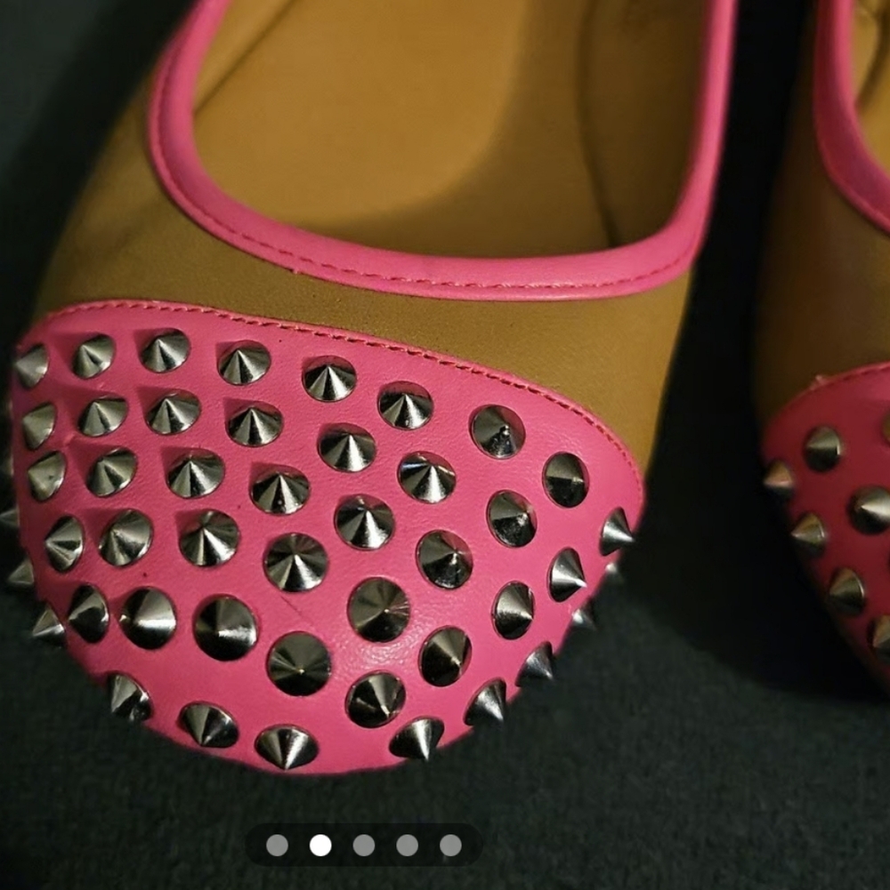 Faded Glory Pink and Brown Studded Loafers - Picture 2 of 5